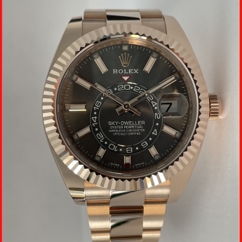 Rolex SKY Dweller 326935